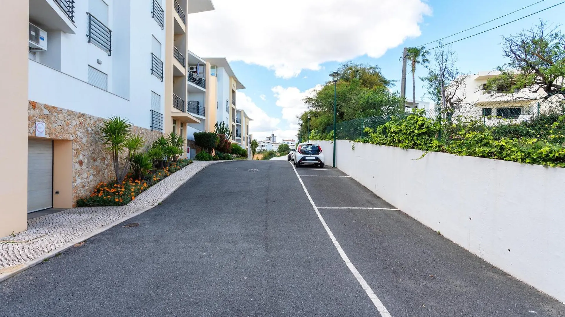 Bnb Homes White Rose Garden Apartment With 2 Terraces & 2 Swimming Pools Albufeira 0*,  Portugal