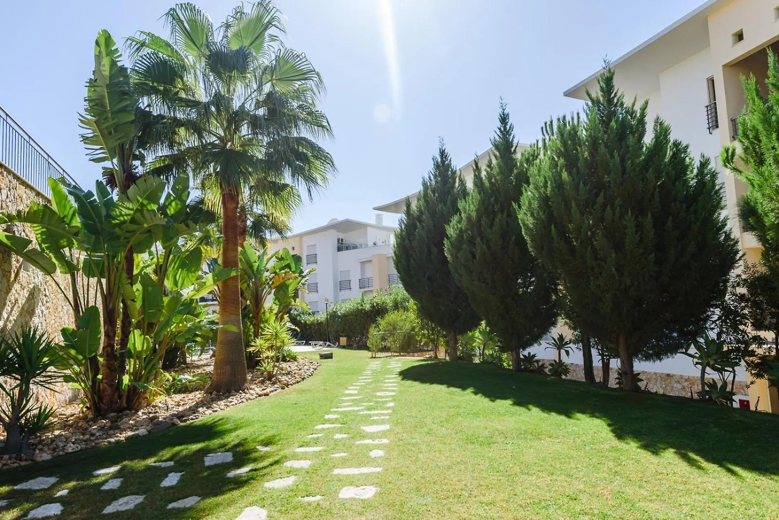 Bnb Homes White Rose Garden Apartment With 2 Terraces & 2 Swimming Pools Albufeira 0*,