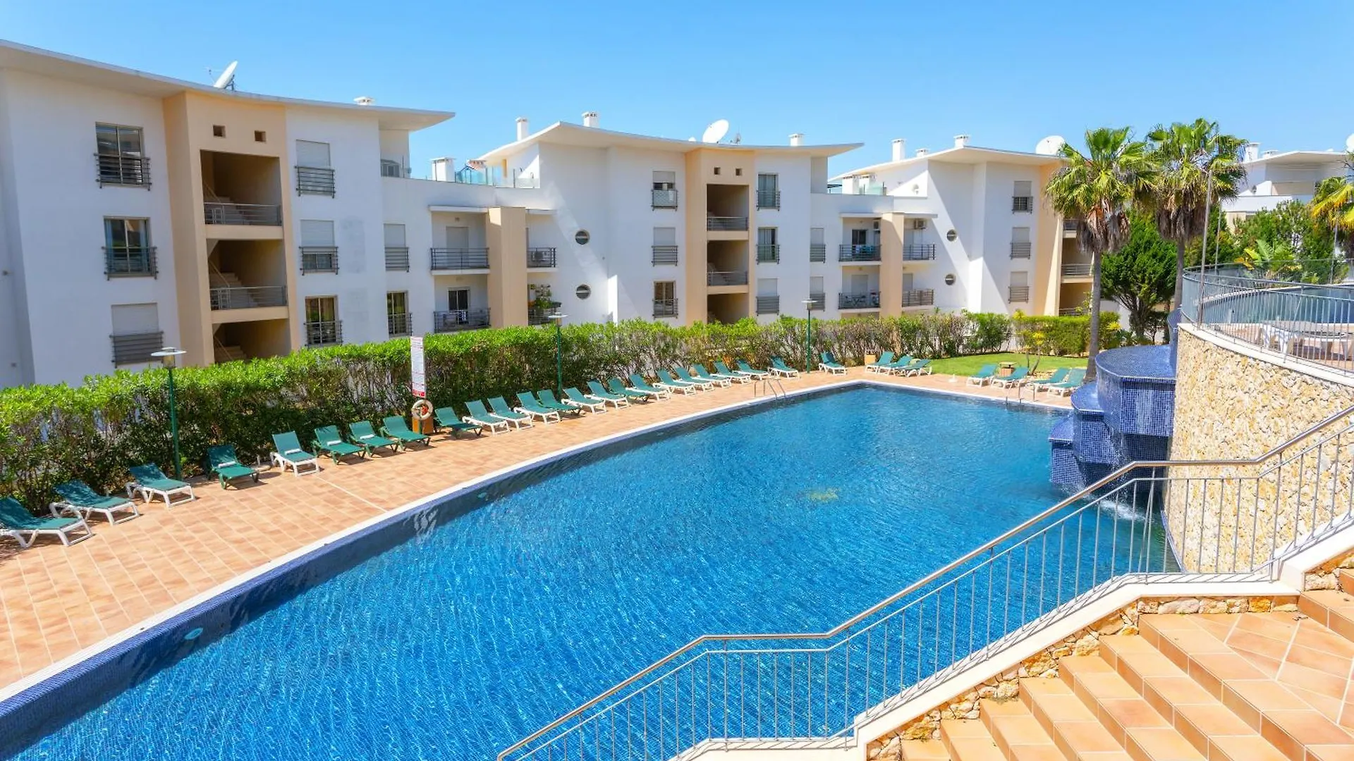 Bnb Homes White Rose Garden Apartment With 2 Terraces & 2 Swimming Pools Albufeira Portugal