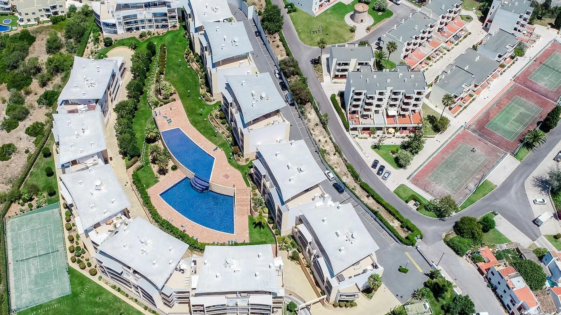 Bnb Homes White Rose Garden Apartment With 2 Terraces & 2 Swimming Pools Albufeira