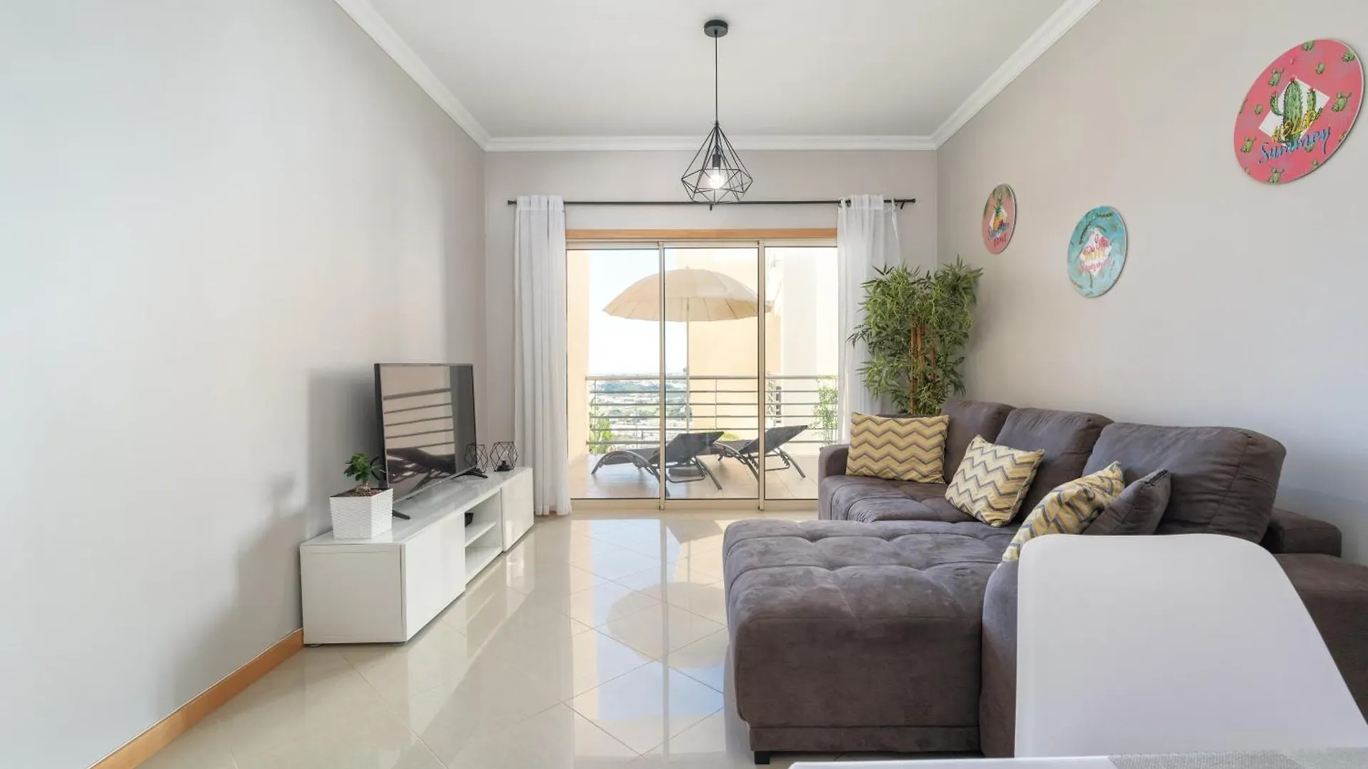 Bnb Homes White Rose Garden Apartment With 2 Terraces & 2 Swimming Pools Albufeira